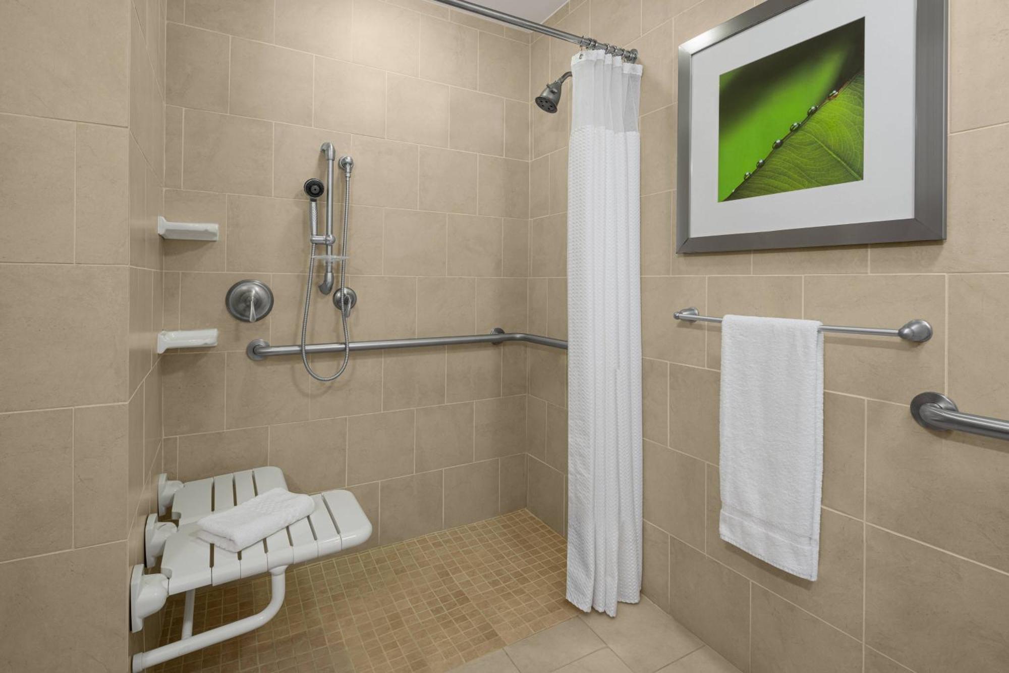 Hotel Courtyard By Marriott Houston Kingwood à Kinwood Extérieur photo