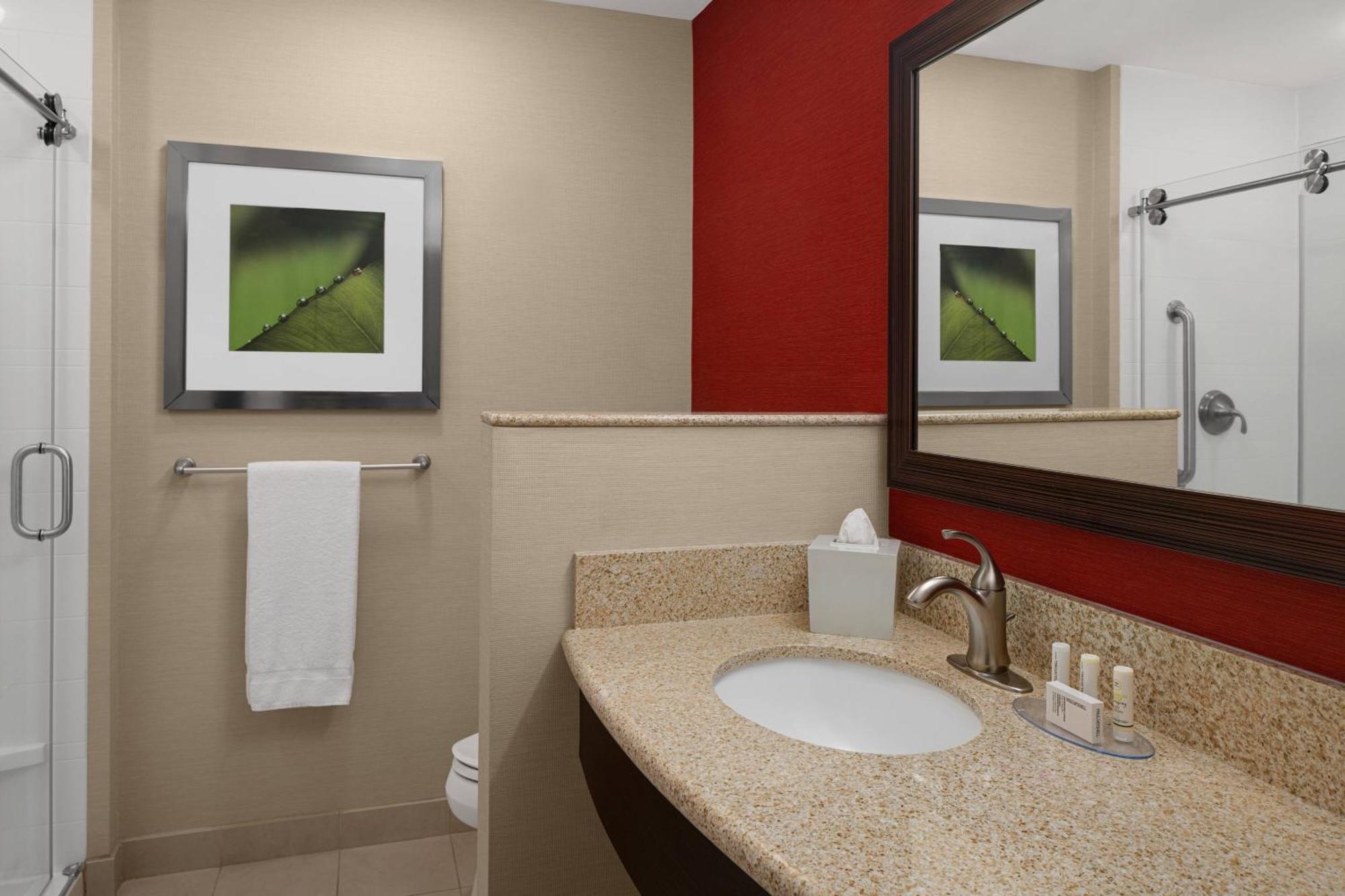 Hotel Courtyard By Marriott Houston Kingwood à Kinwood Extérieur photo