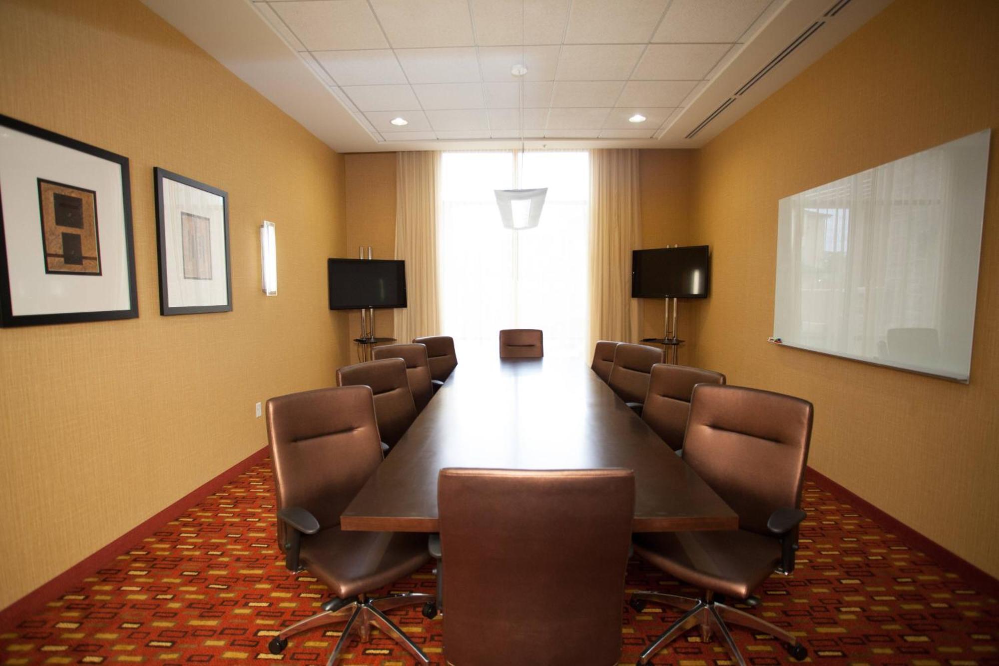 Hotel Courtyard By Marriott Houston Kingwood à Kinwood Extérieur photo