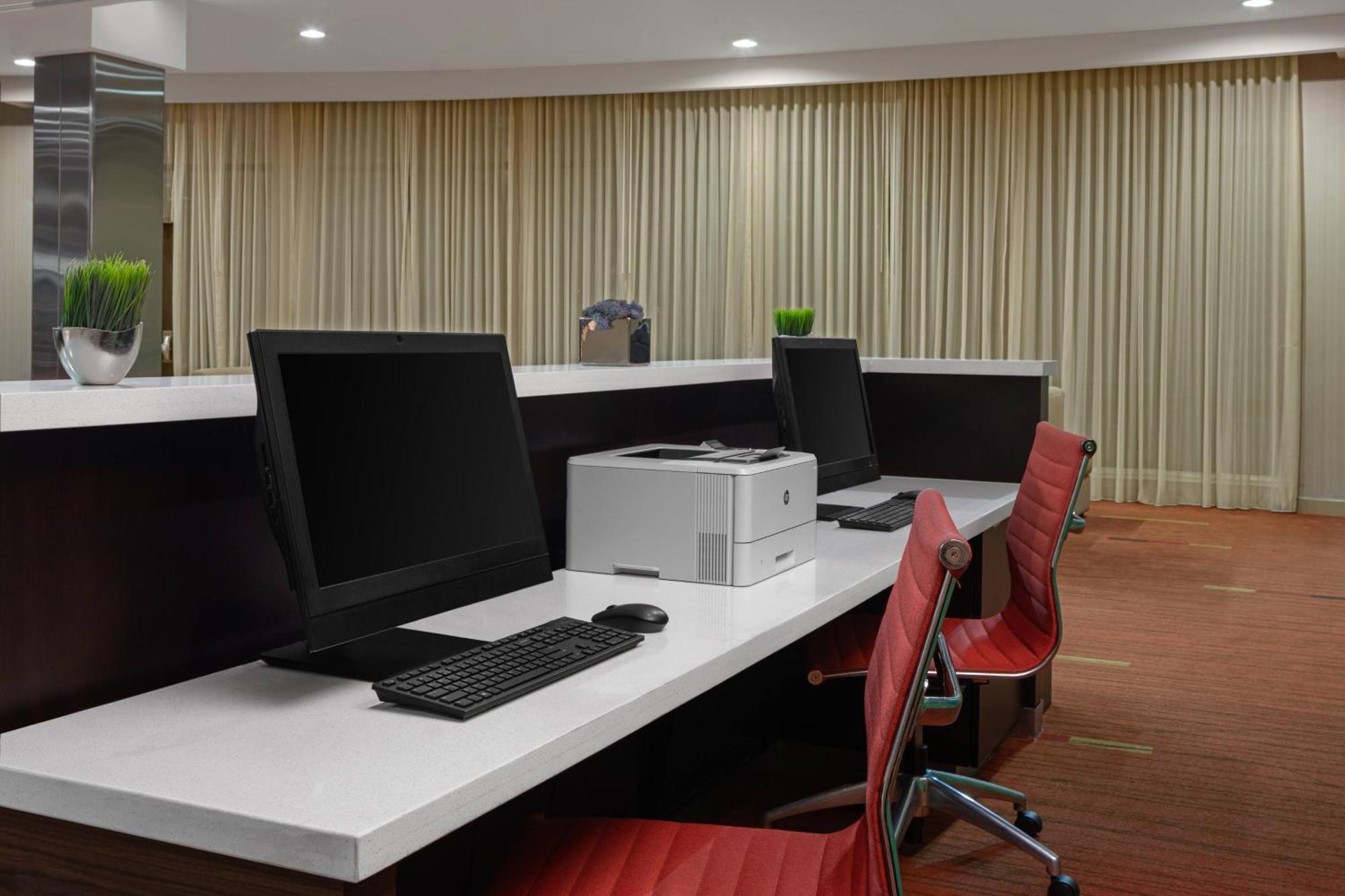 Hotel Courtyard By Marriott Houston Kingwood à Kinwood Extérieur photo